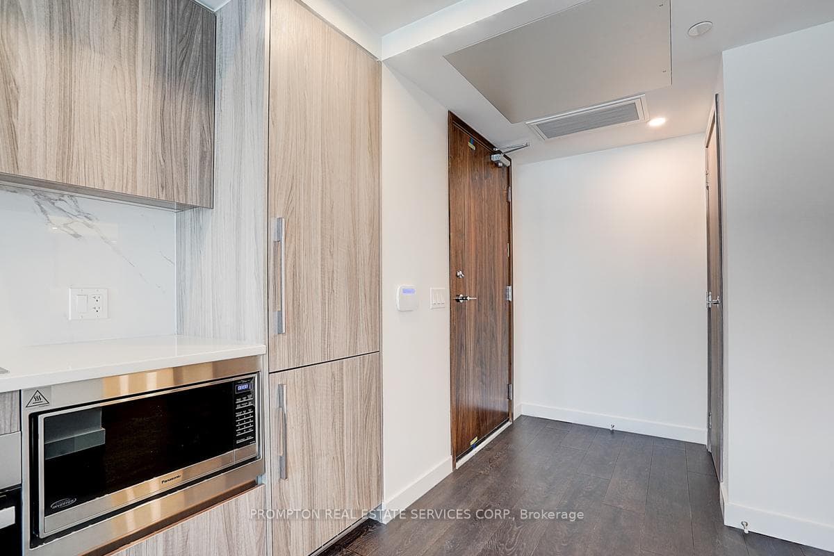 1 Concord Cityplace Way Unit 538 photo 6