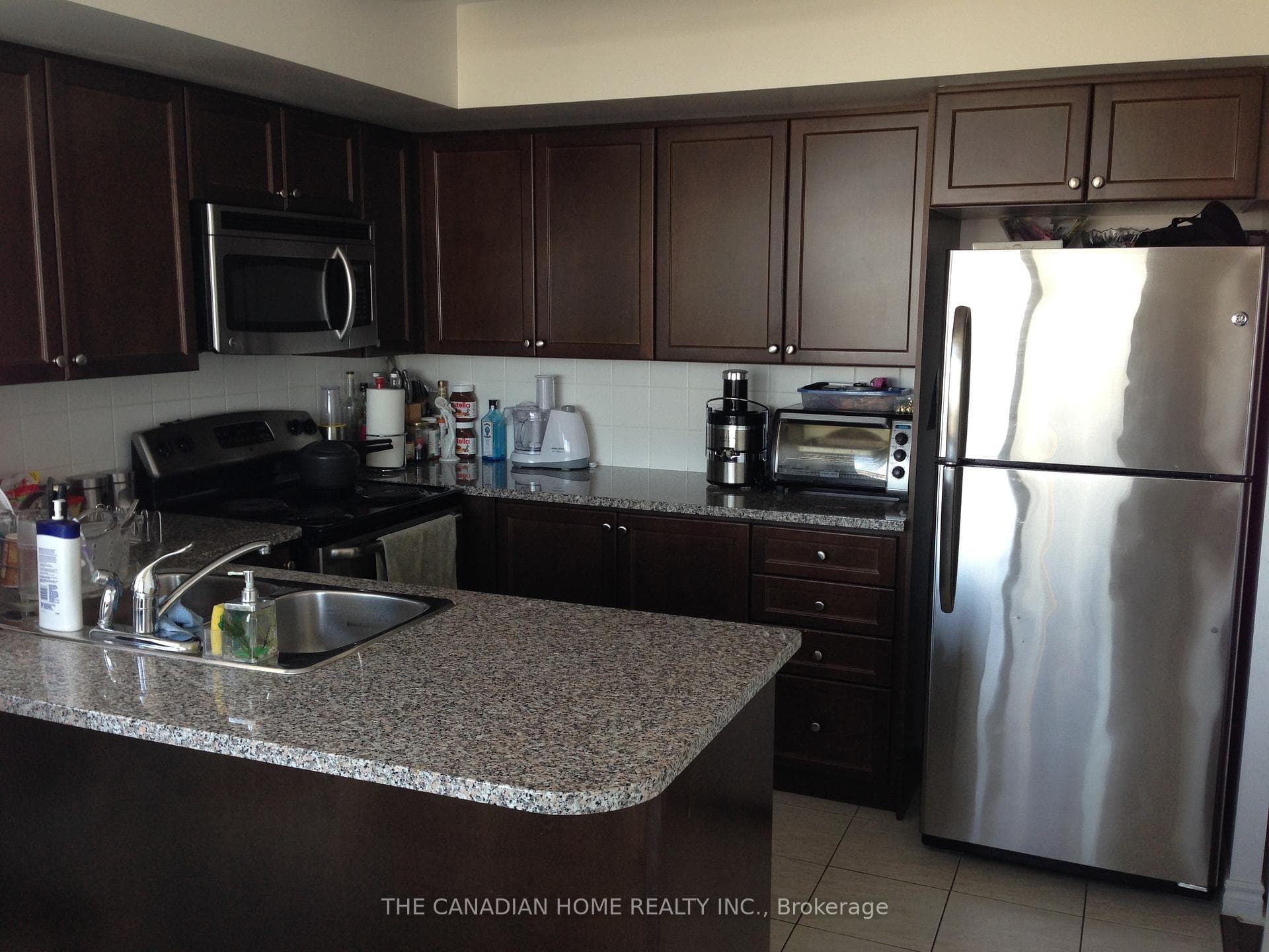 335 Rathburn Road Unit 905 photo 12