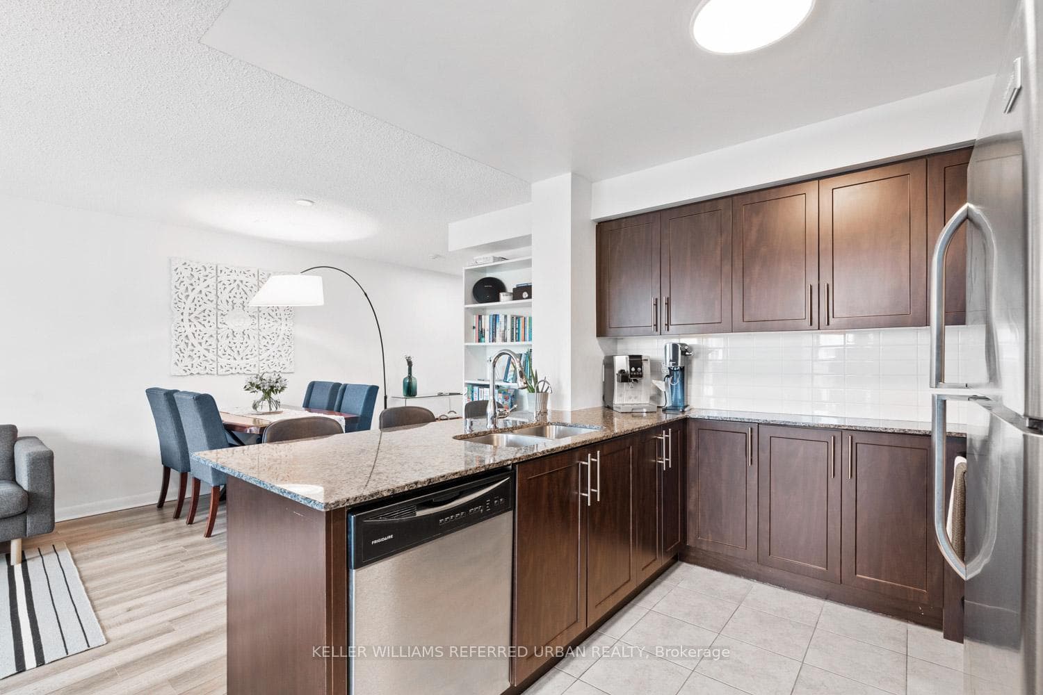 525 Wilson Avenue Unit 411 photo 12