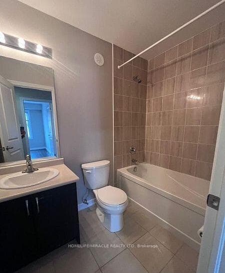 103 Frederick Wilson Avenue photo 11