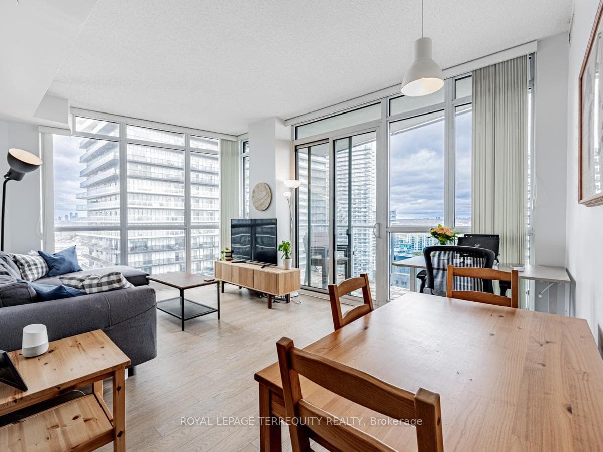 59 Annie Craig Drive Unit 2409 photo 9