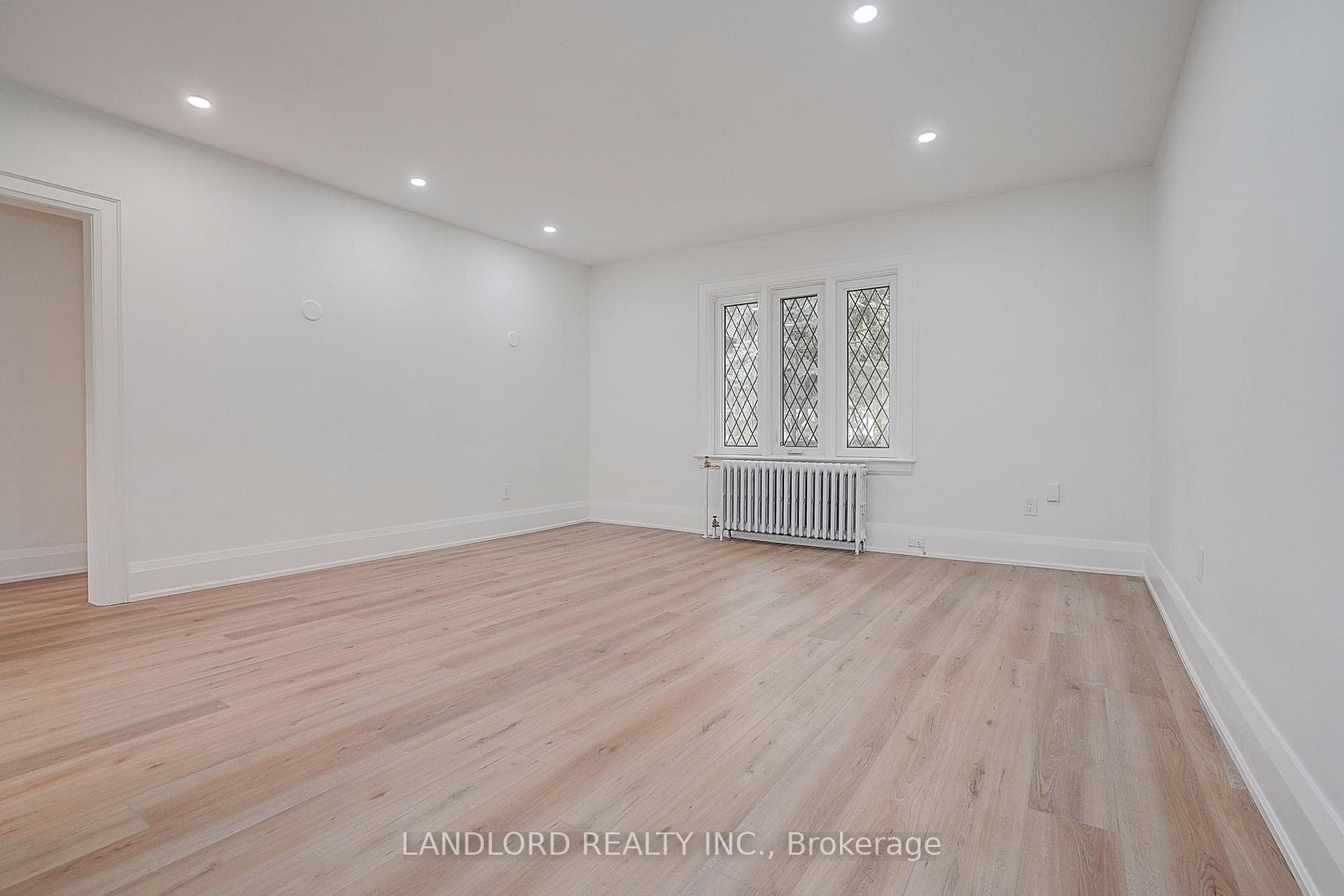 2520 Bloor Street Unit 12 photo 7