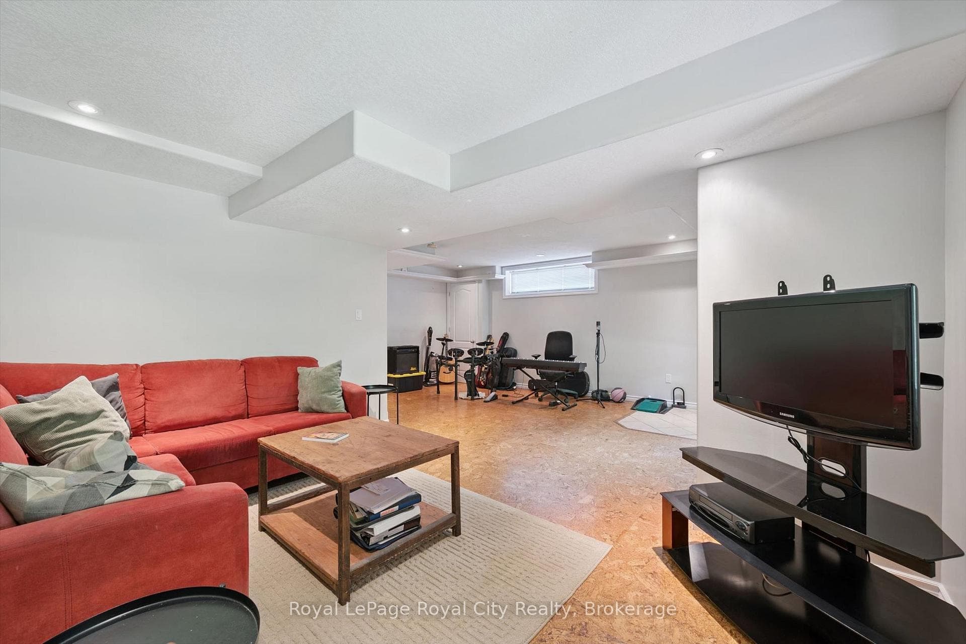 220 Carrington Drive photo 22