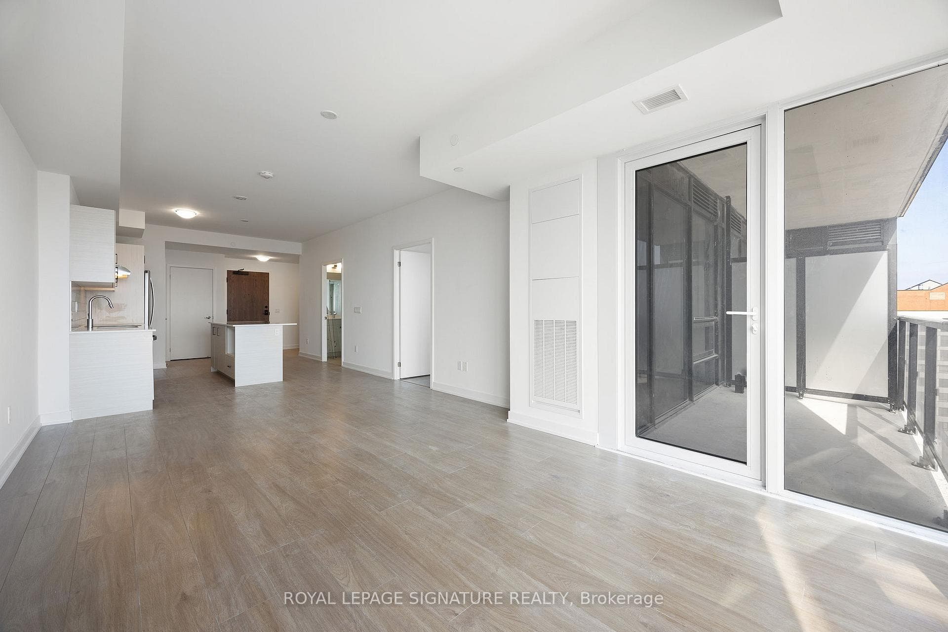 1035 Southdown Road Unit 1607 photo 14