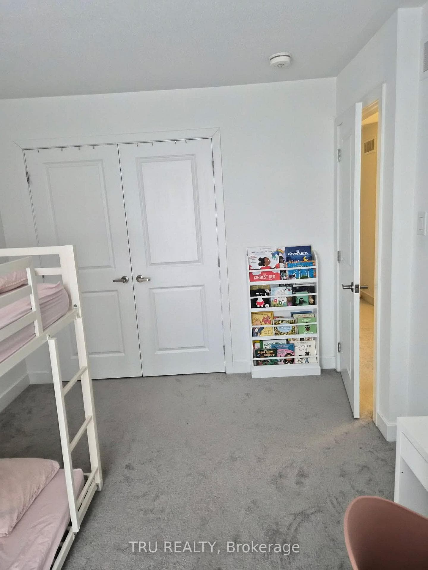 2037 Allegrini Terrace photo 12