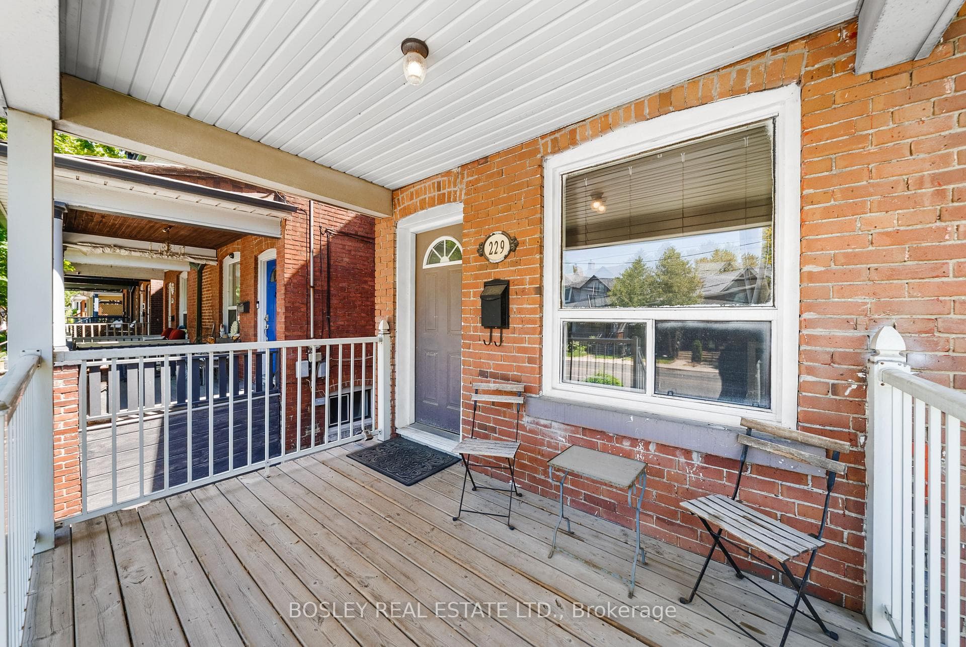 229 Woodbine Avenue Unit Main photo 9