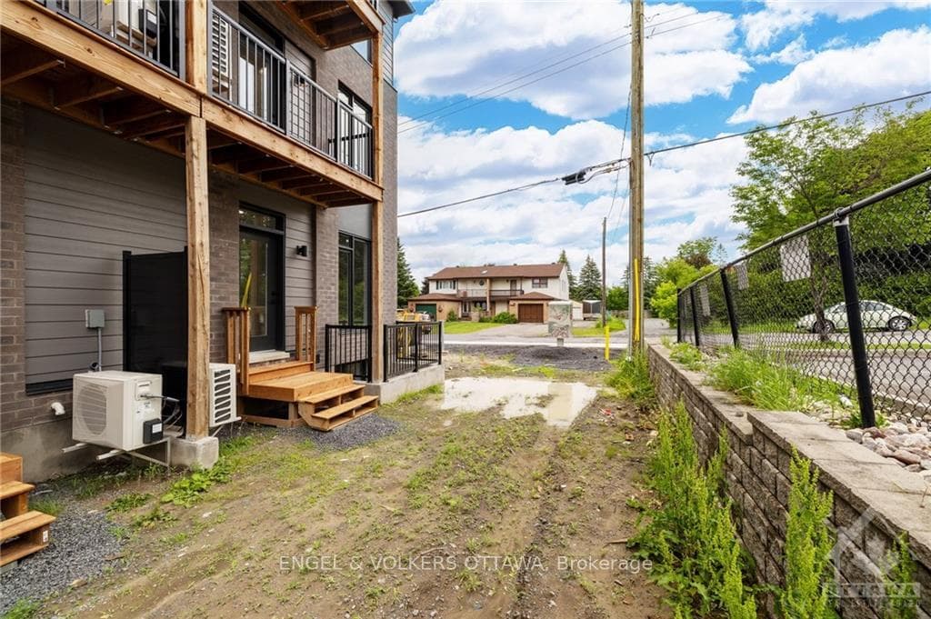 1258 MARENGER Street Unit B photo 24