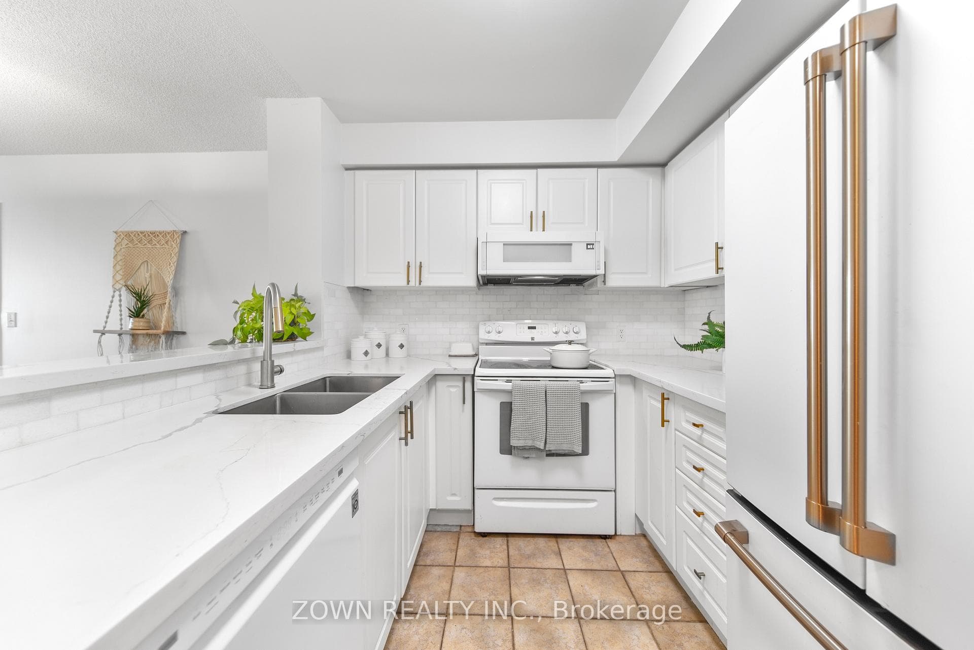 1 Lee Centre Drive Unit 1109 photo 13