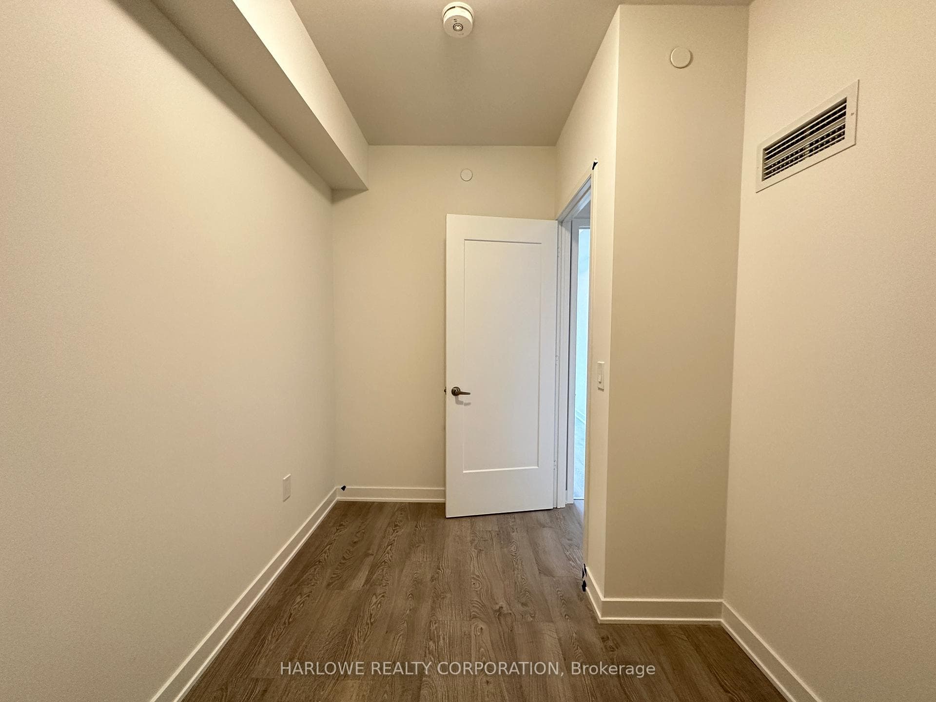 135 Lower Sherbourne Street Unit 867 W photo 10