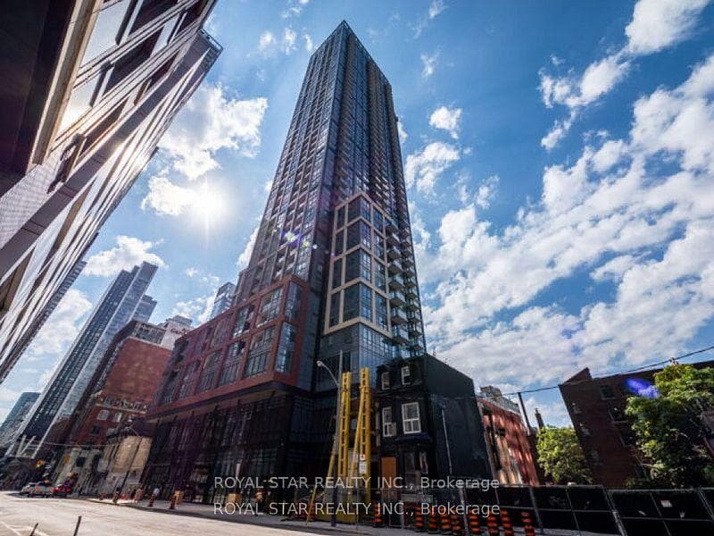 108 Peter Street Unit 1007 photo 1