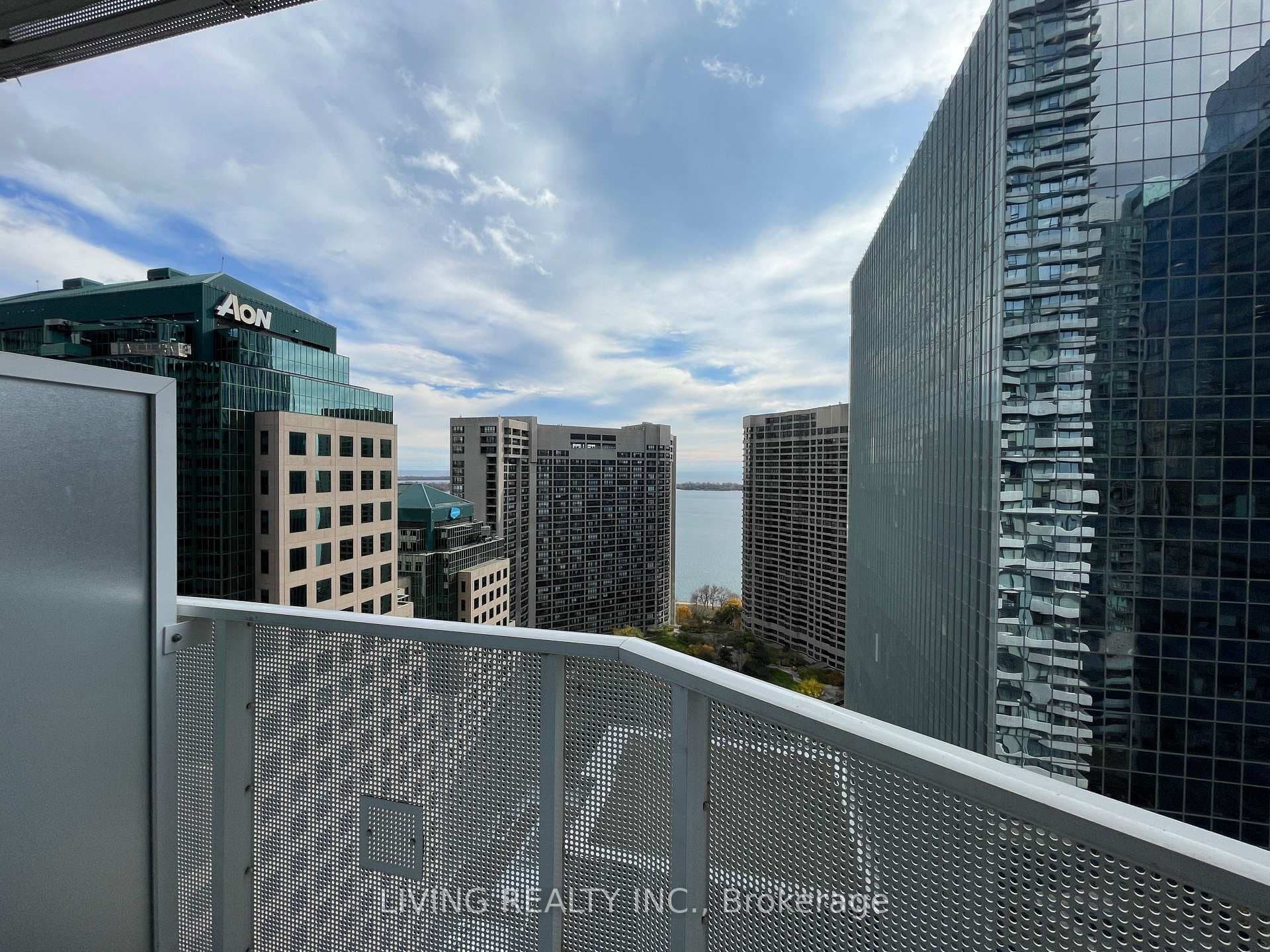88 Harbour Street Unit 2909 photo 10