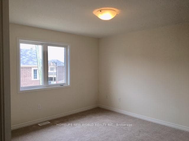 8 Ness Drive photo 11