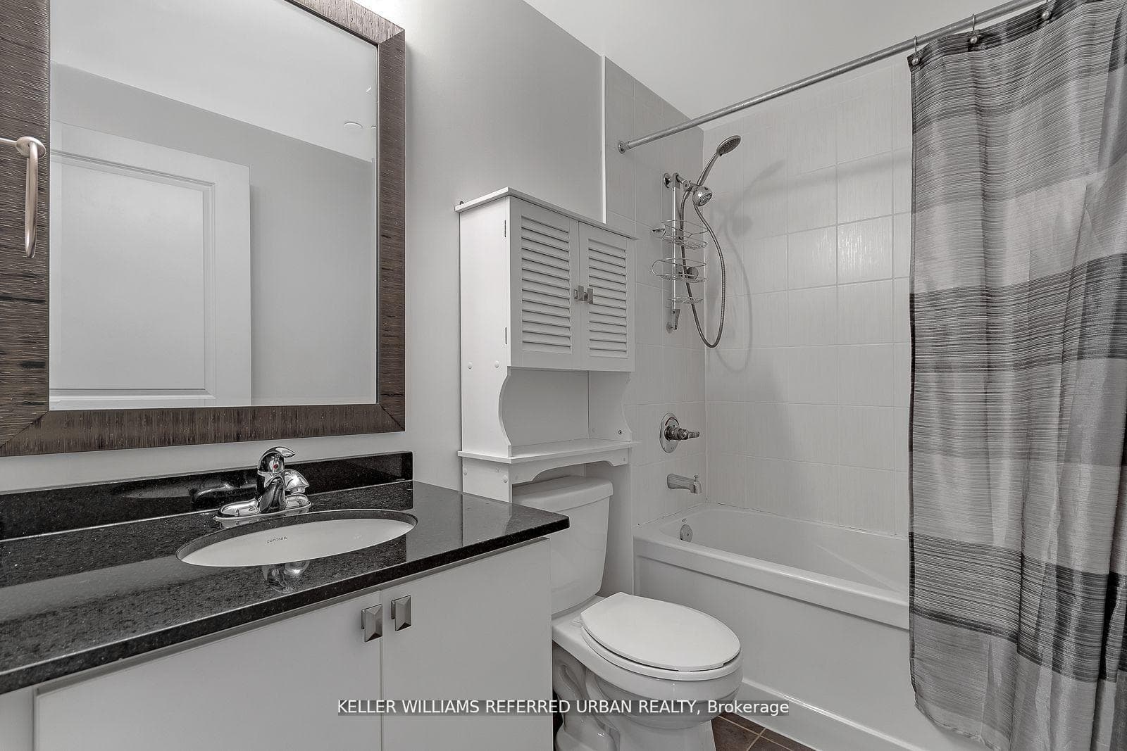 3563 Lake Shore Boulevard Unit 203 photo 14