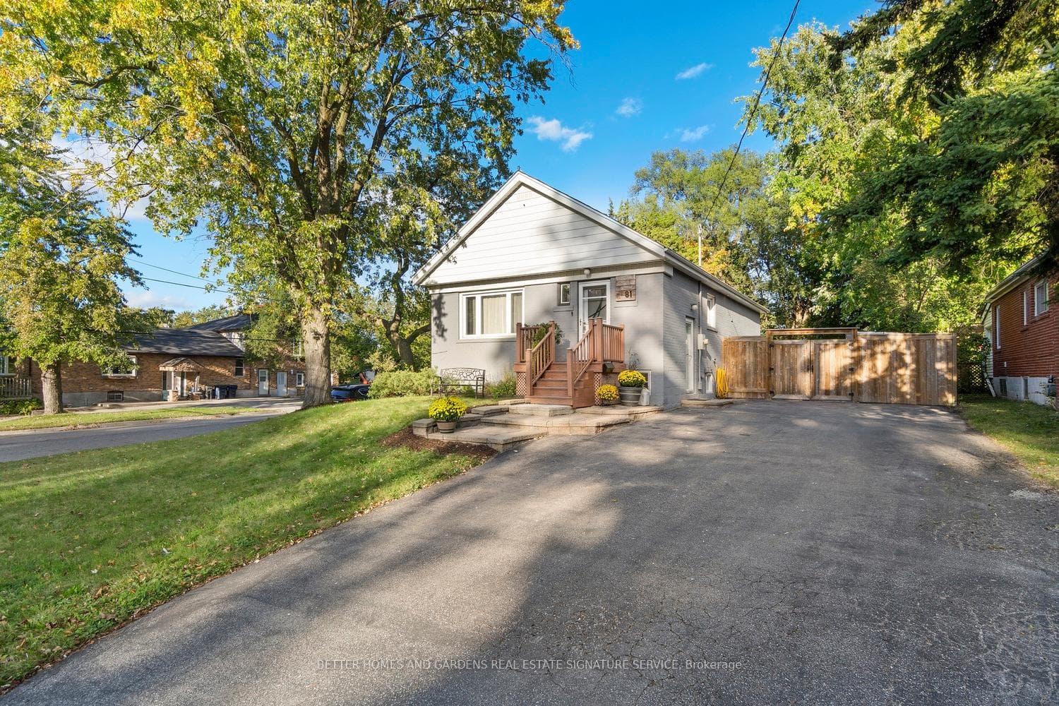 81 Mccowan Road photo 2