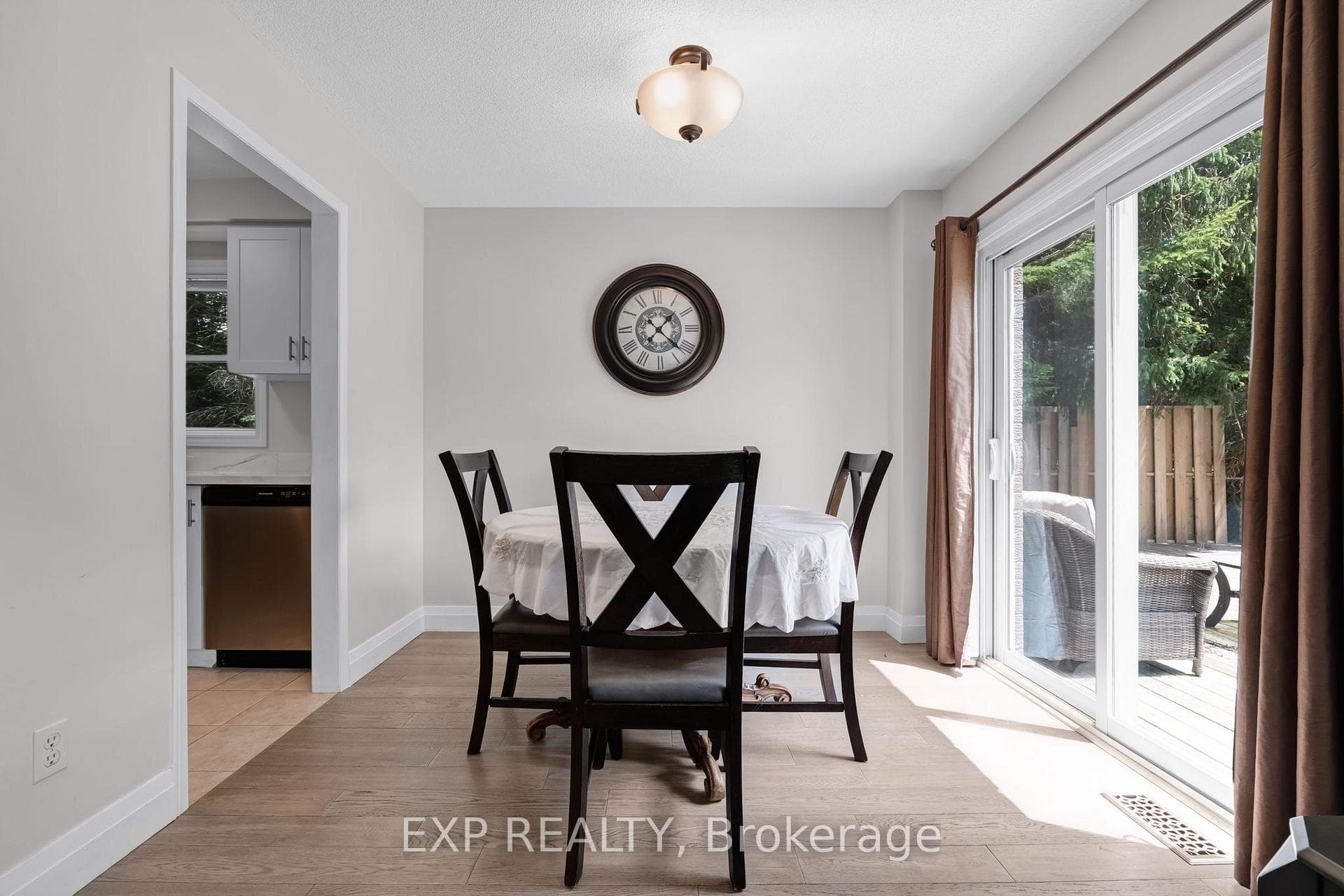 14 Russell Hill Road photo 11