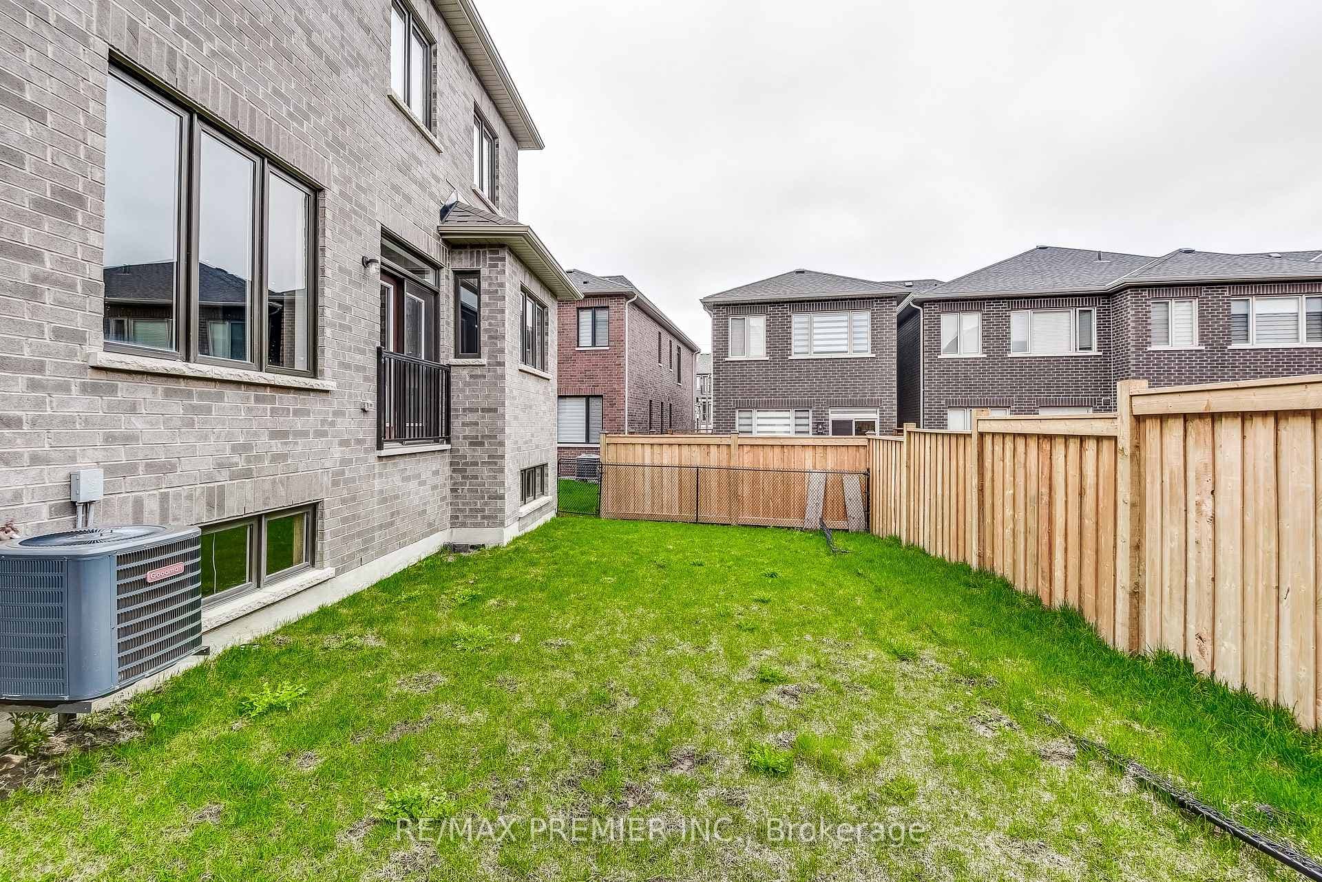 12 McKean Drive photo 39