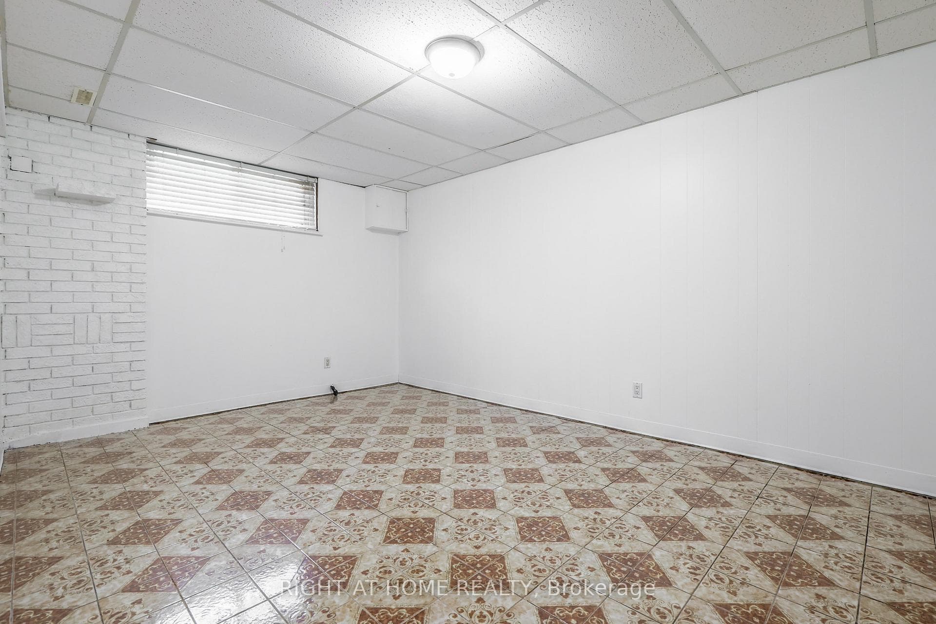 44 Chalkfarm Drive photo 24