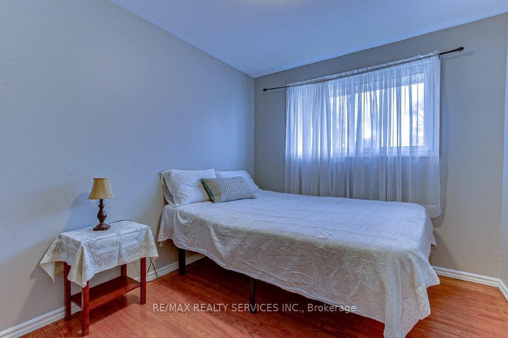 766 Salter Avenue photo 12