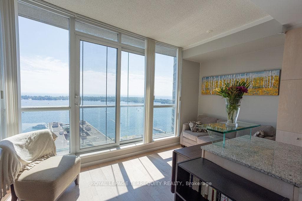 8 York Street Unit 3108 photo 25