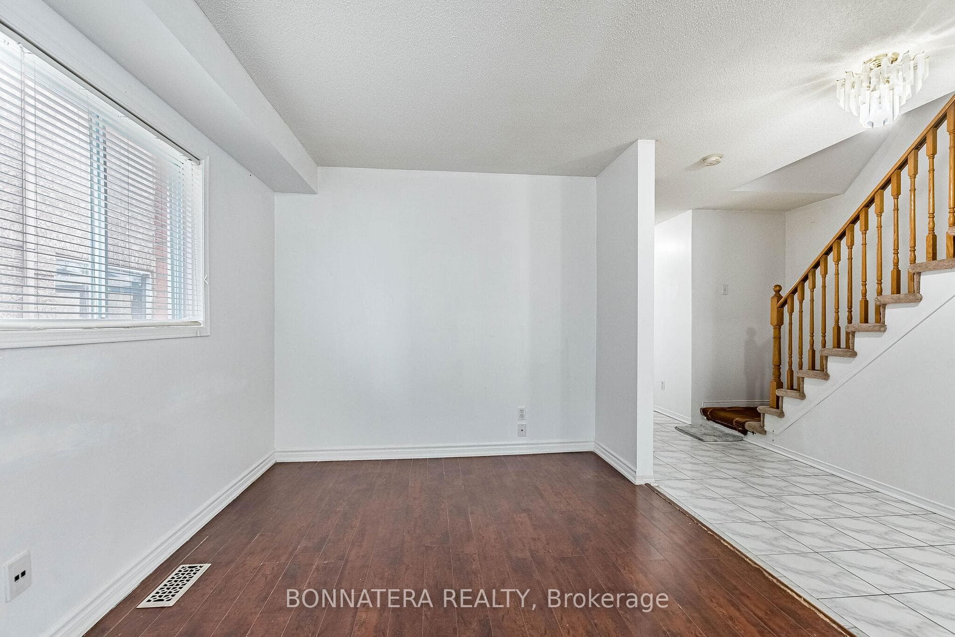 5359 Bullrush Drive photo 14