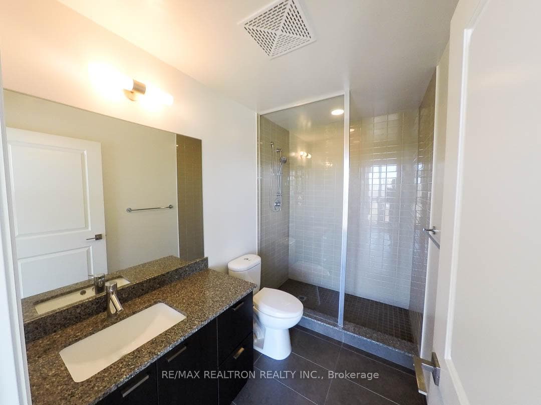 88 Sheppard Avenue Unit 1408 photo 11