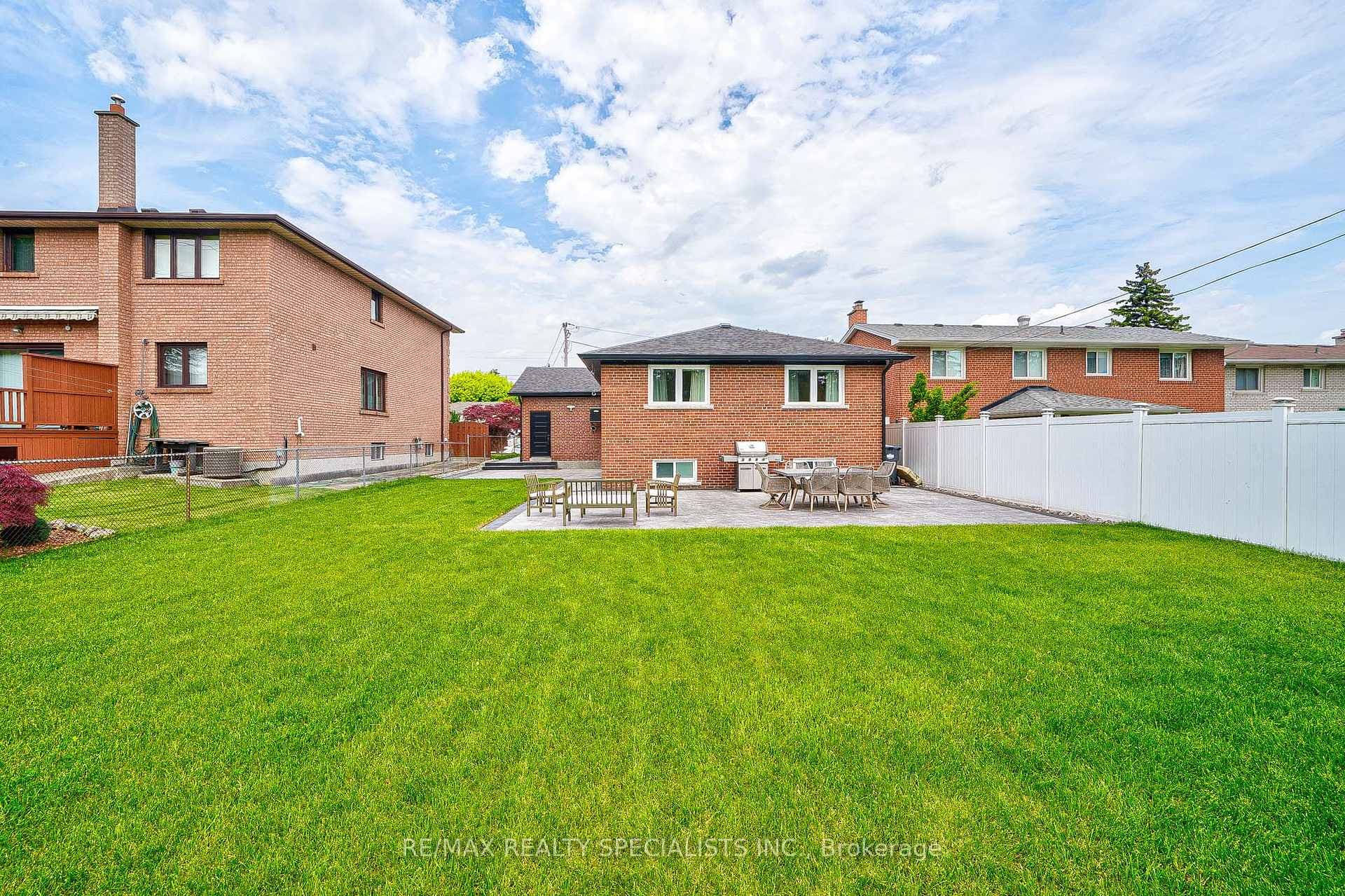 1482 VENTA Avenue photo 36