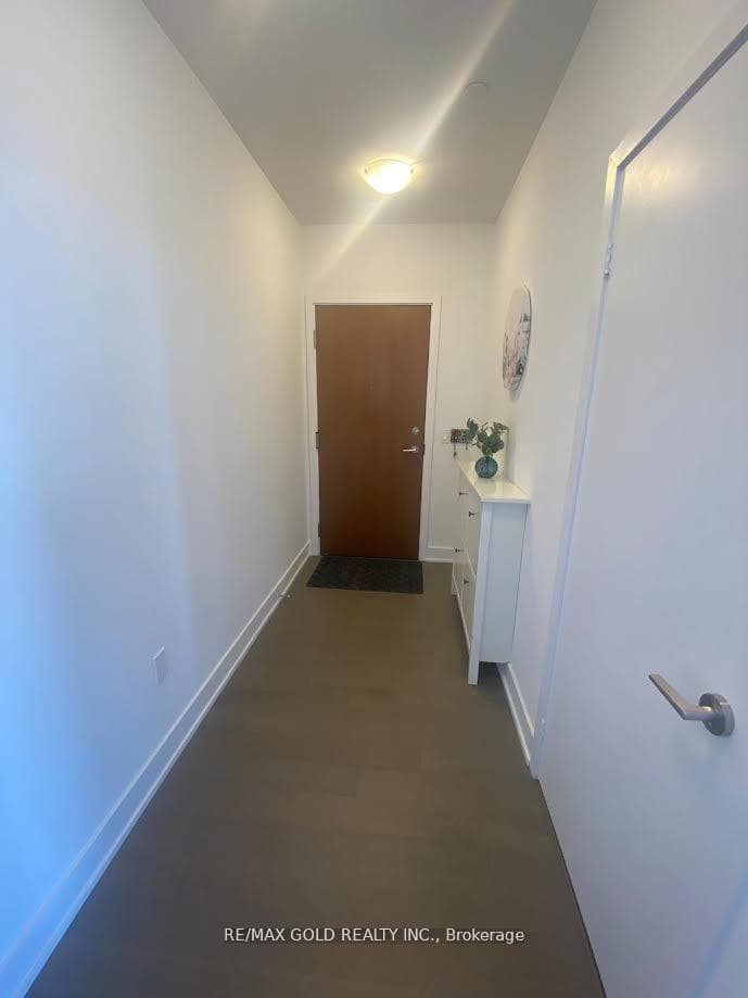 20 Shore Breeze Drive Unit 4501 photo 12