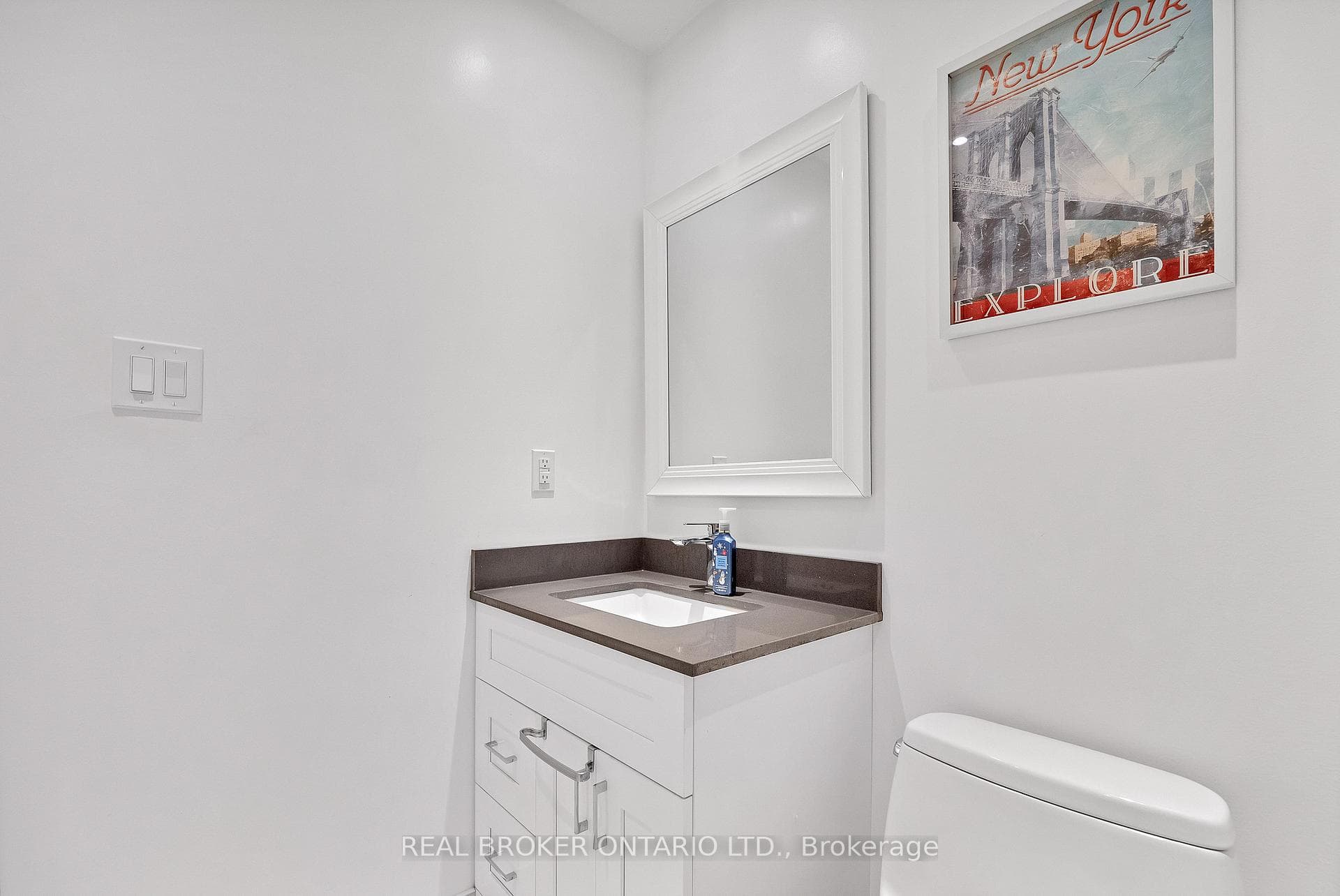31 Mastwood Crescent photo 21