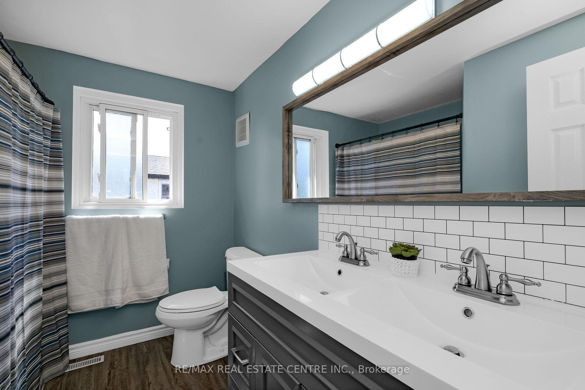 191 DELREX Boulevard photo 14