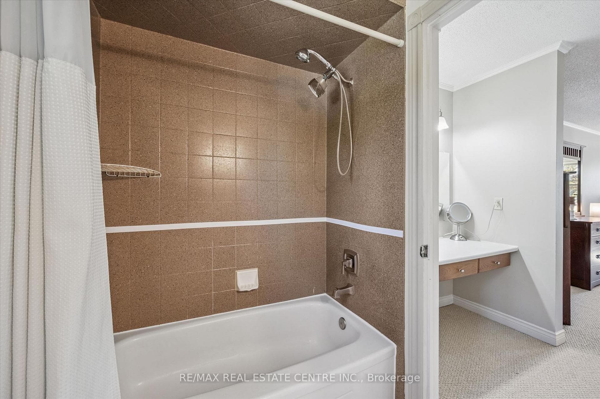 40 Beasley Crescent photo 30