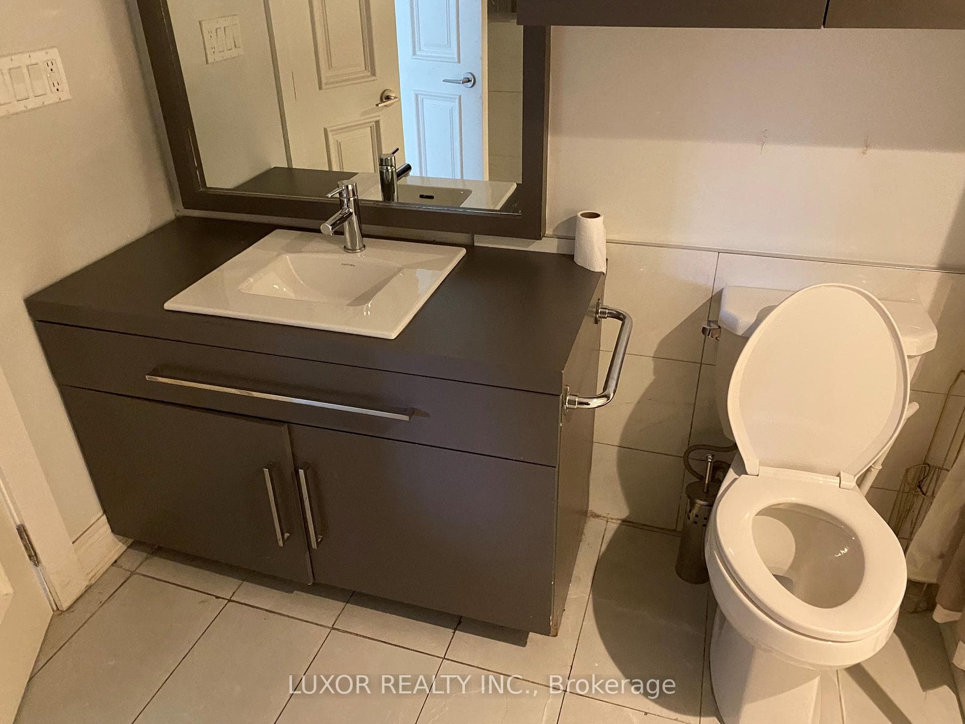 4275 Woodington Drive photo 6