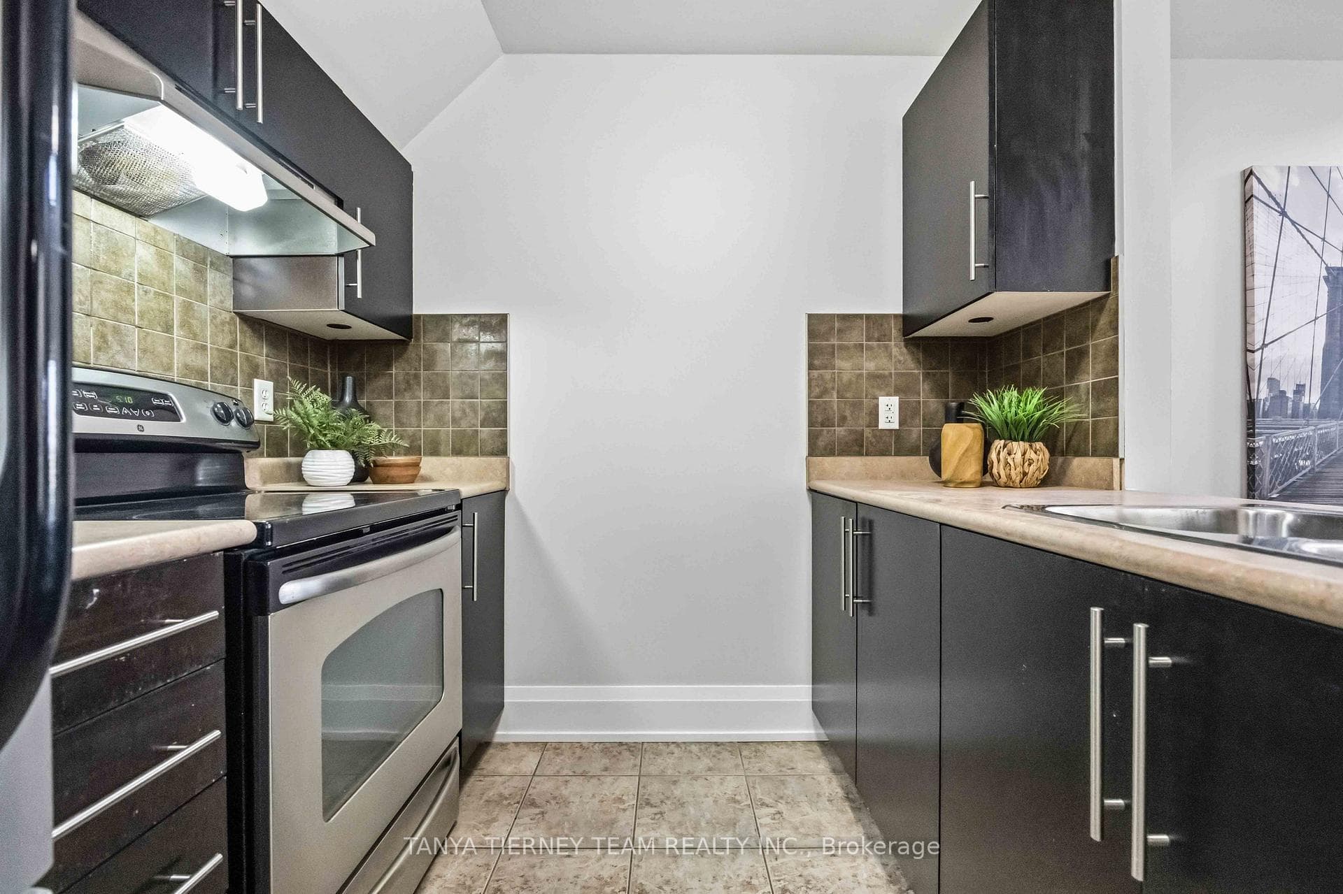 48 Petra Way Unit 3 photo 18