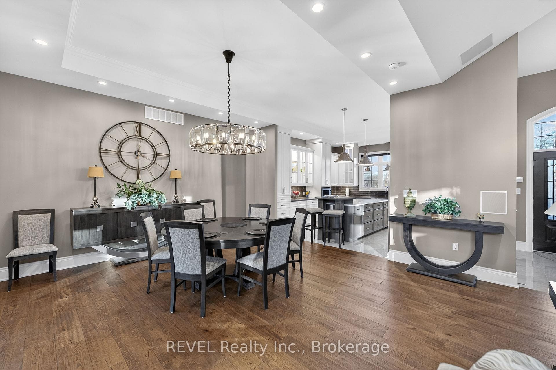 1041 Oakhill Boulevard photo 15