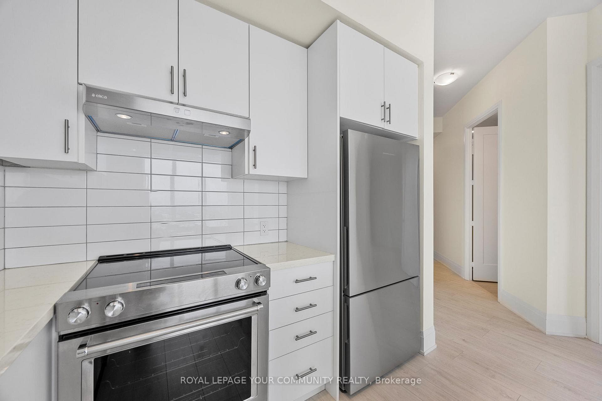 9000 Jane Street Unit 2524 photo 25