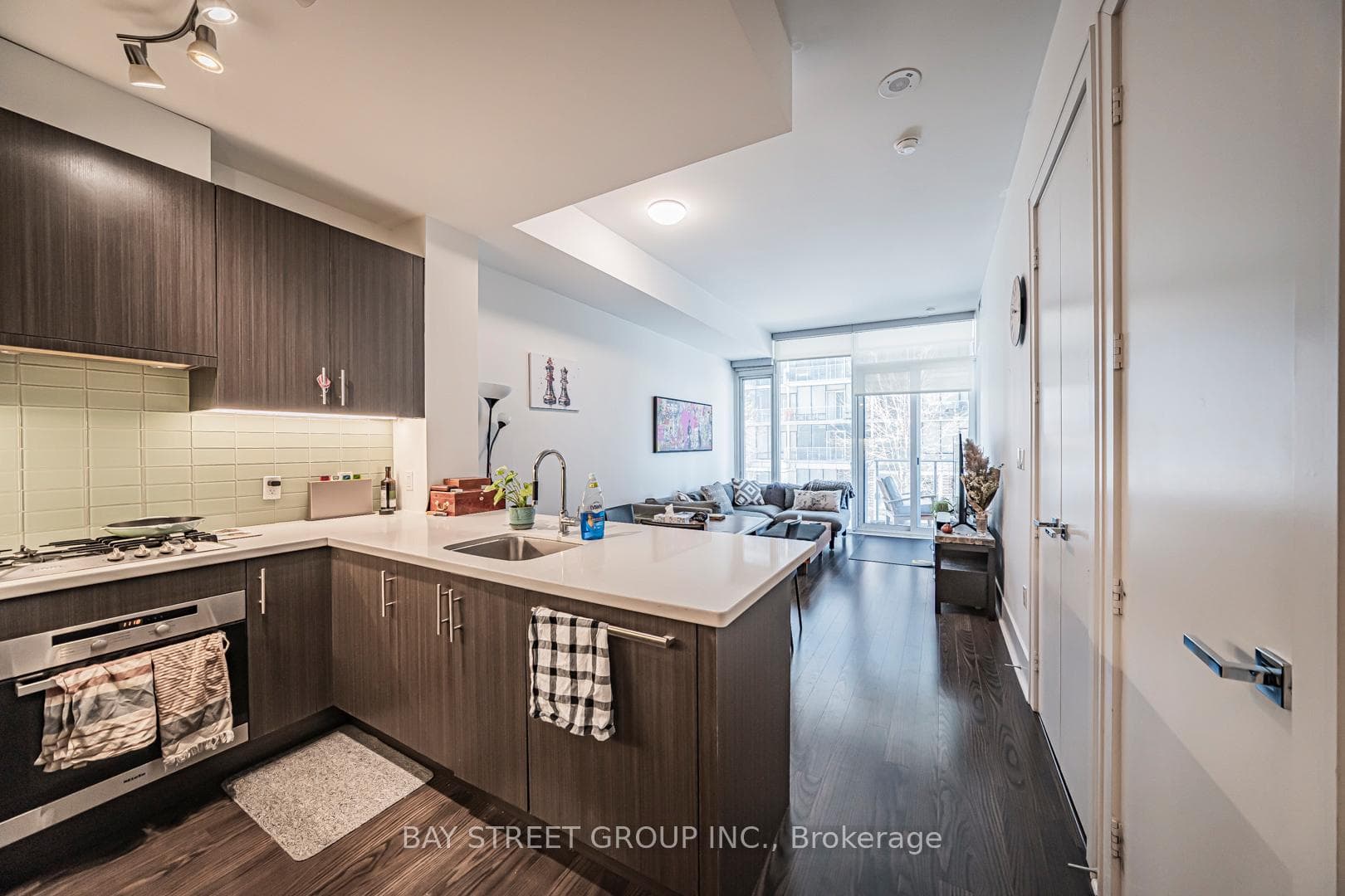 29 Queens Quay Unit 319 photo 11