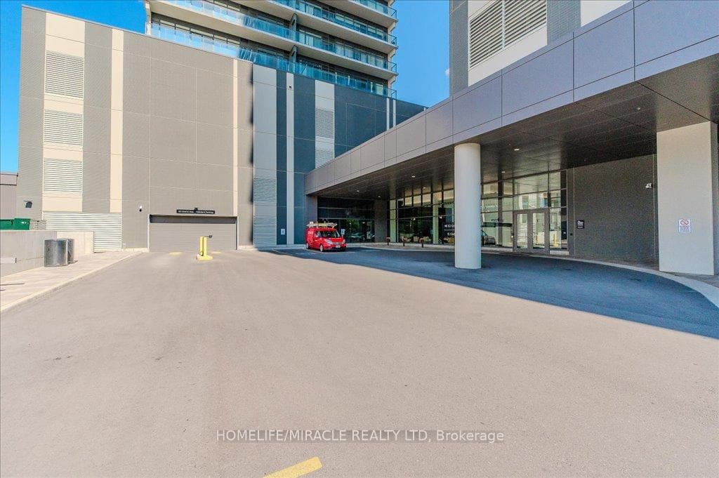 15 Glebe Street Unit 1406 photo 3