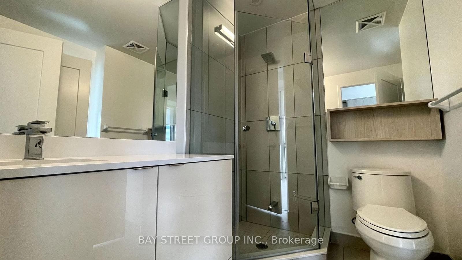 60 Princess Street Unit 1715 SE photo 12