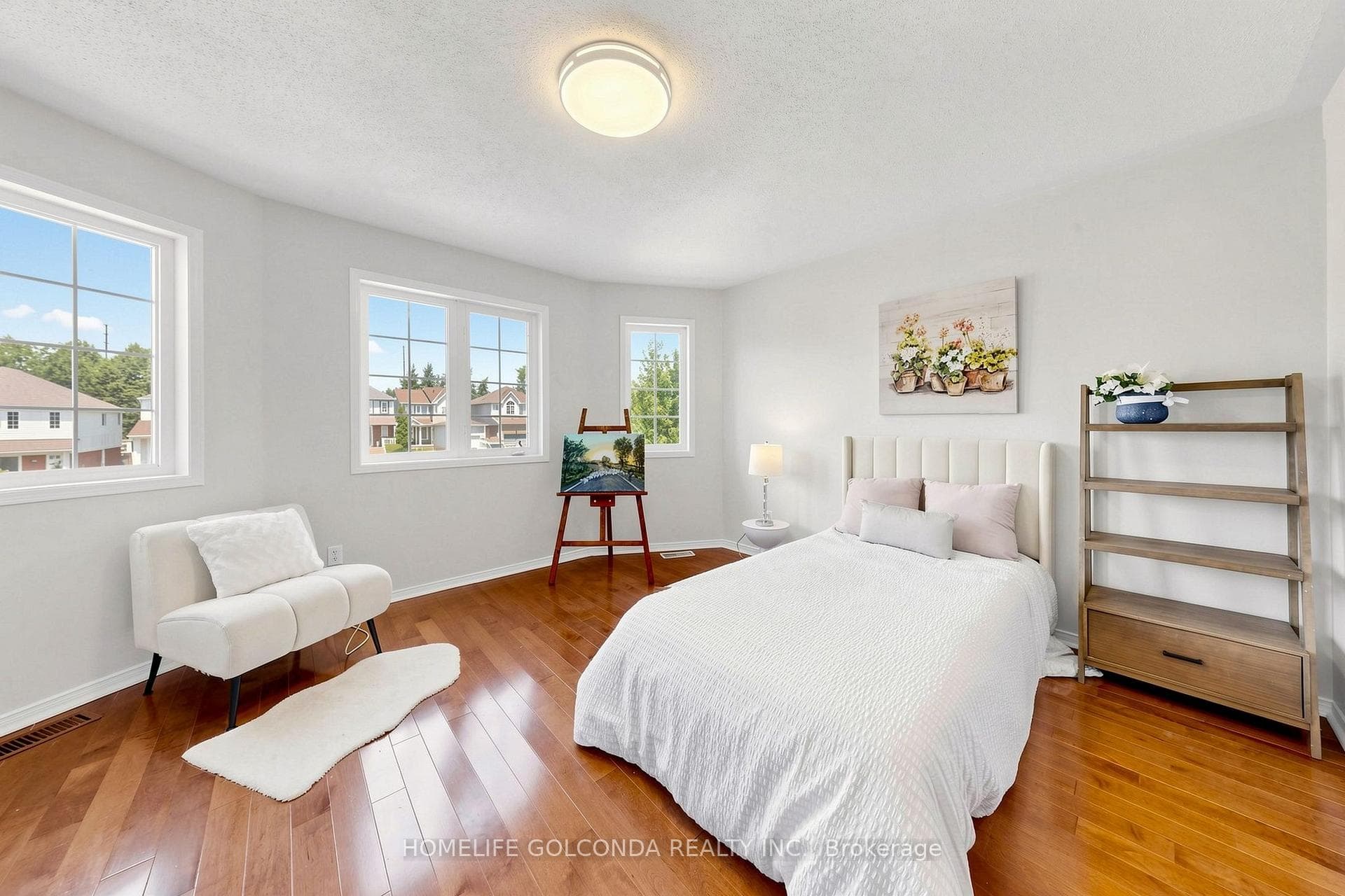 933 Glenbourne Court photo 13