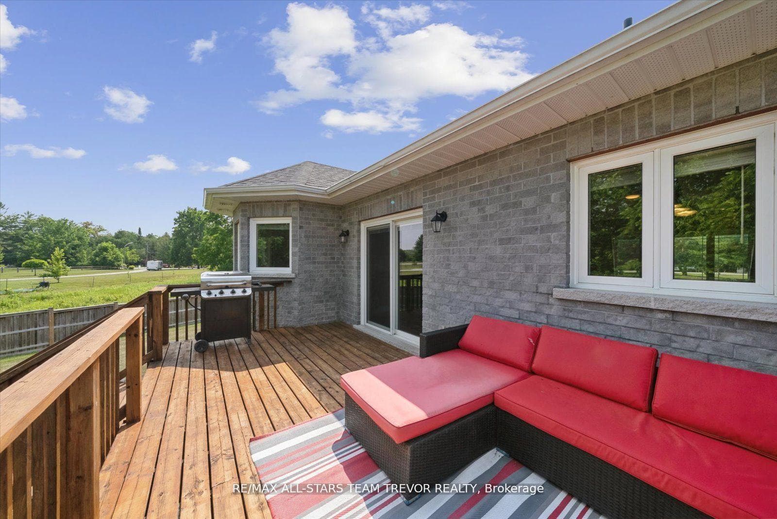 187 Riverbank Drive photo 36
