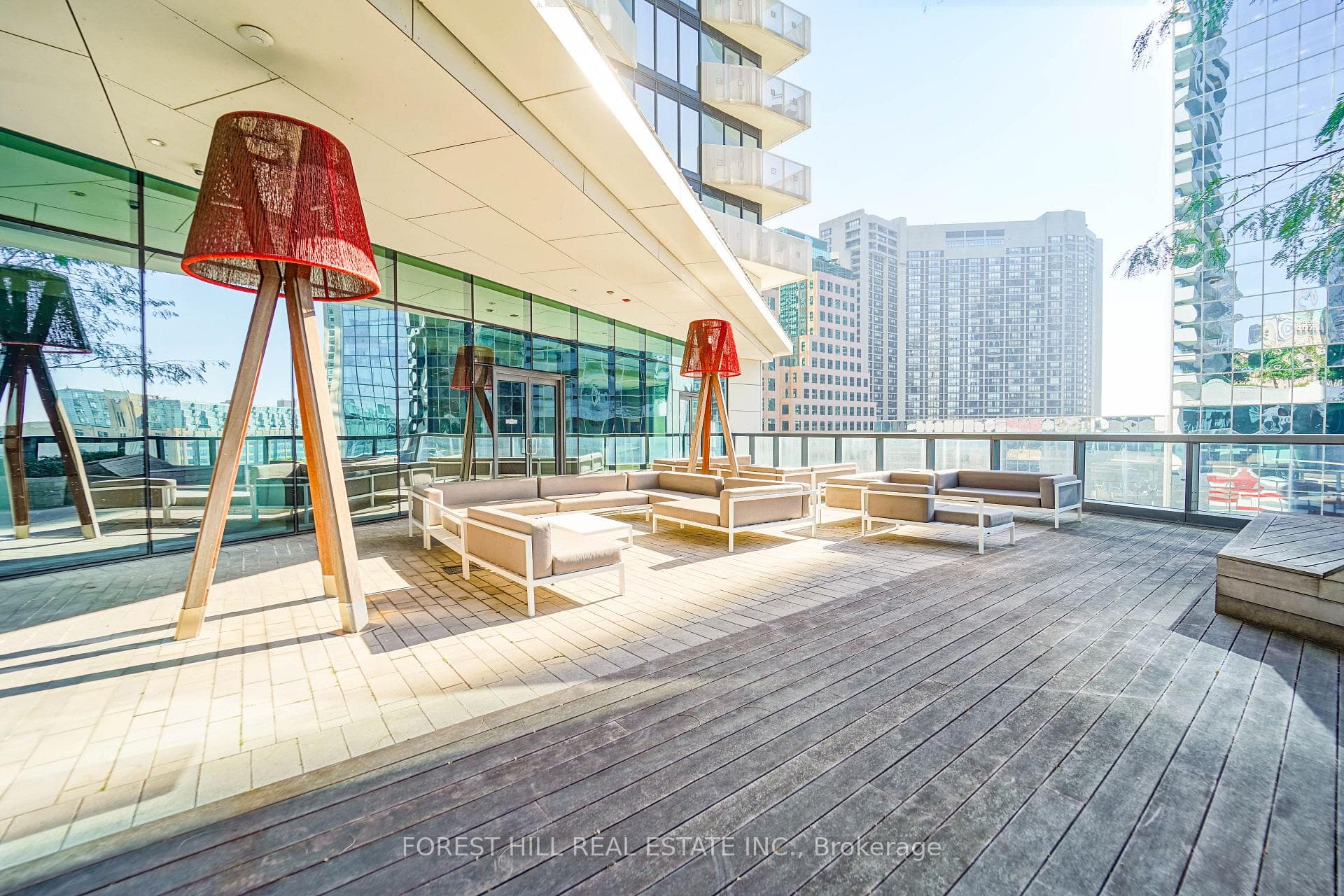 100 Harbour Street Unit 3901 photo 17
