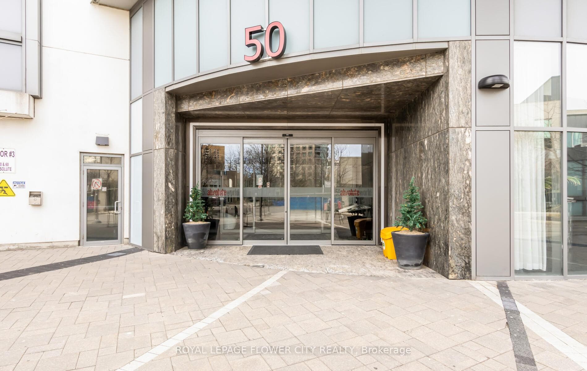 50 Absolute Avenue Unit 3907 photo 5