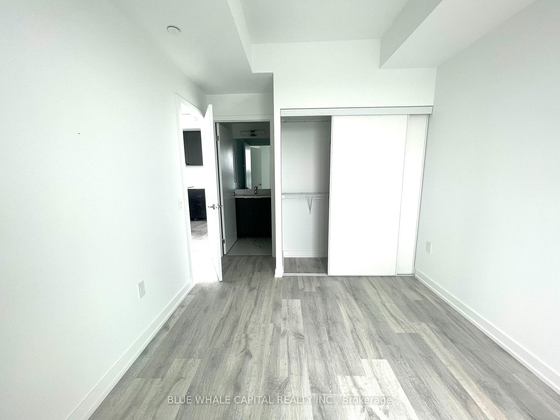 7 Golden Lion Heights Unit 2709 photo 10