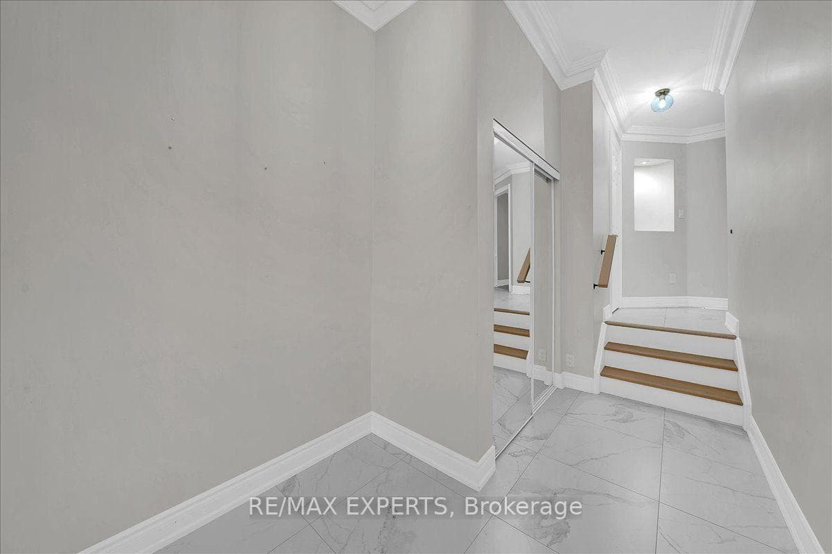 12 Silvervalley Drive photo 6