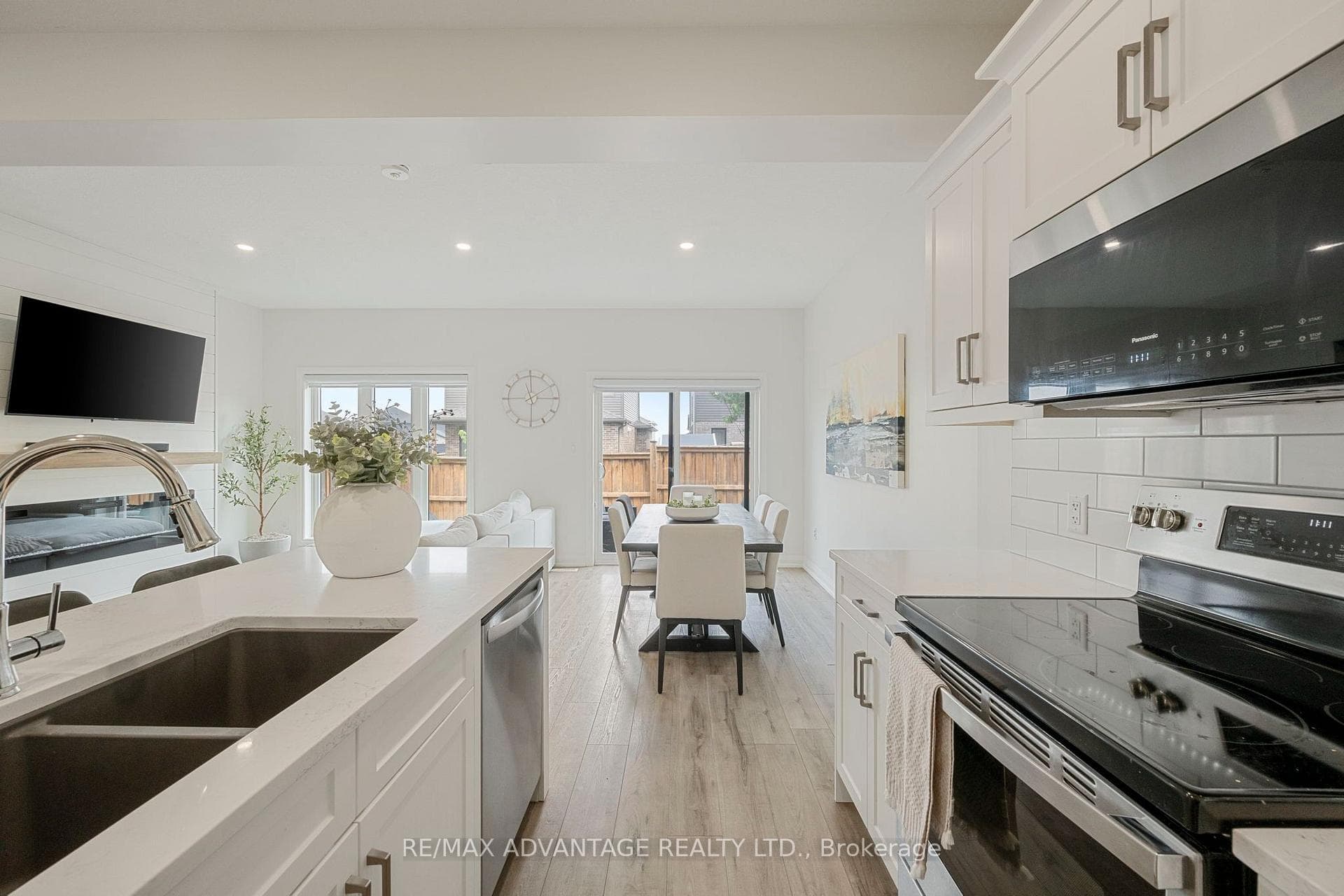 1 Miller Drive Unit 2 photo 9