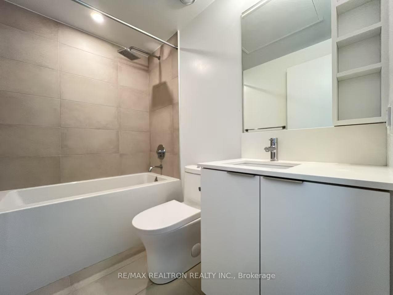 8 Wellesley Street Unit 3202 photo 14