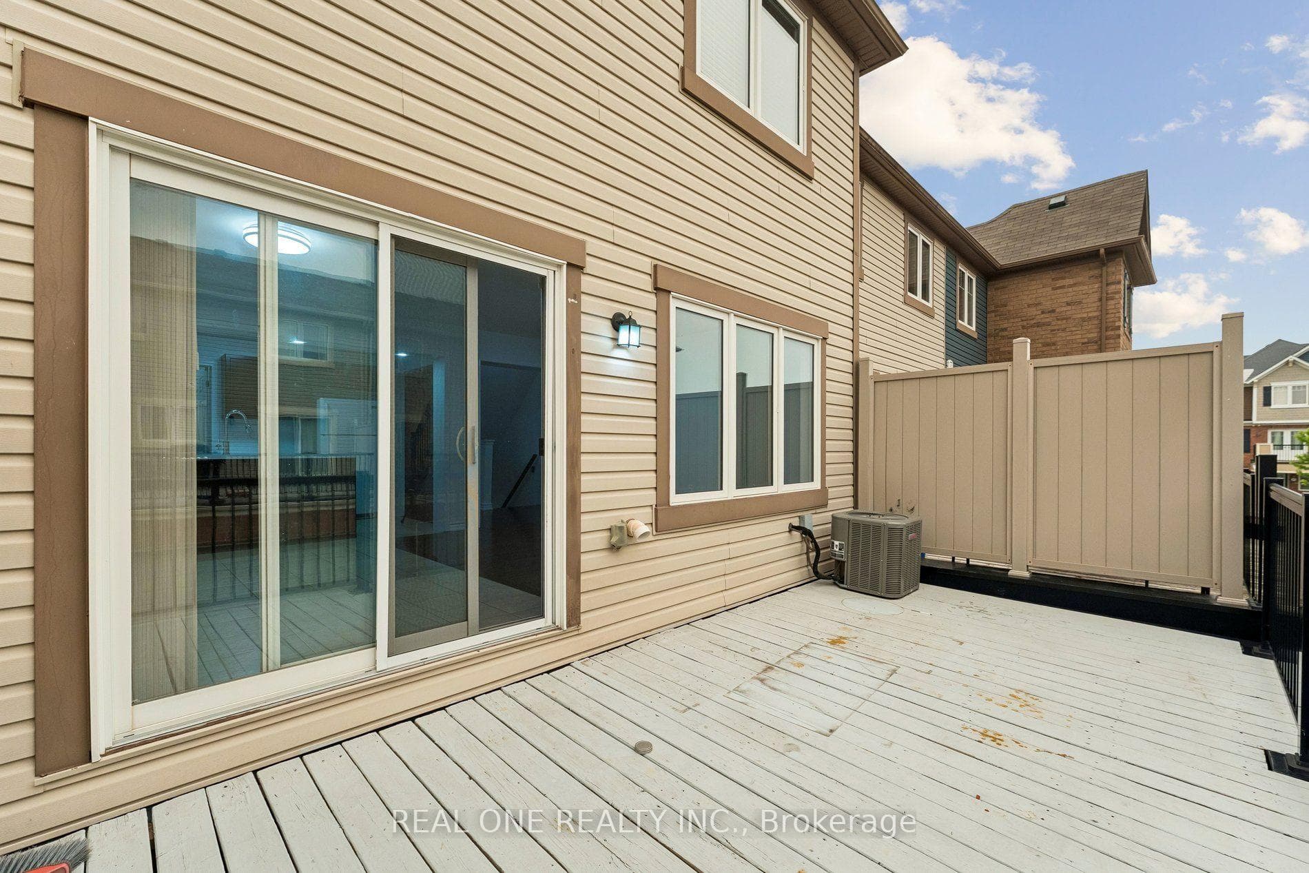 30 Henneberry Lane photo 34
