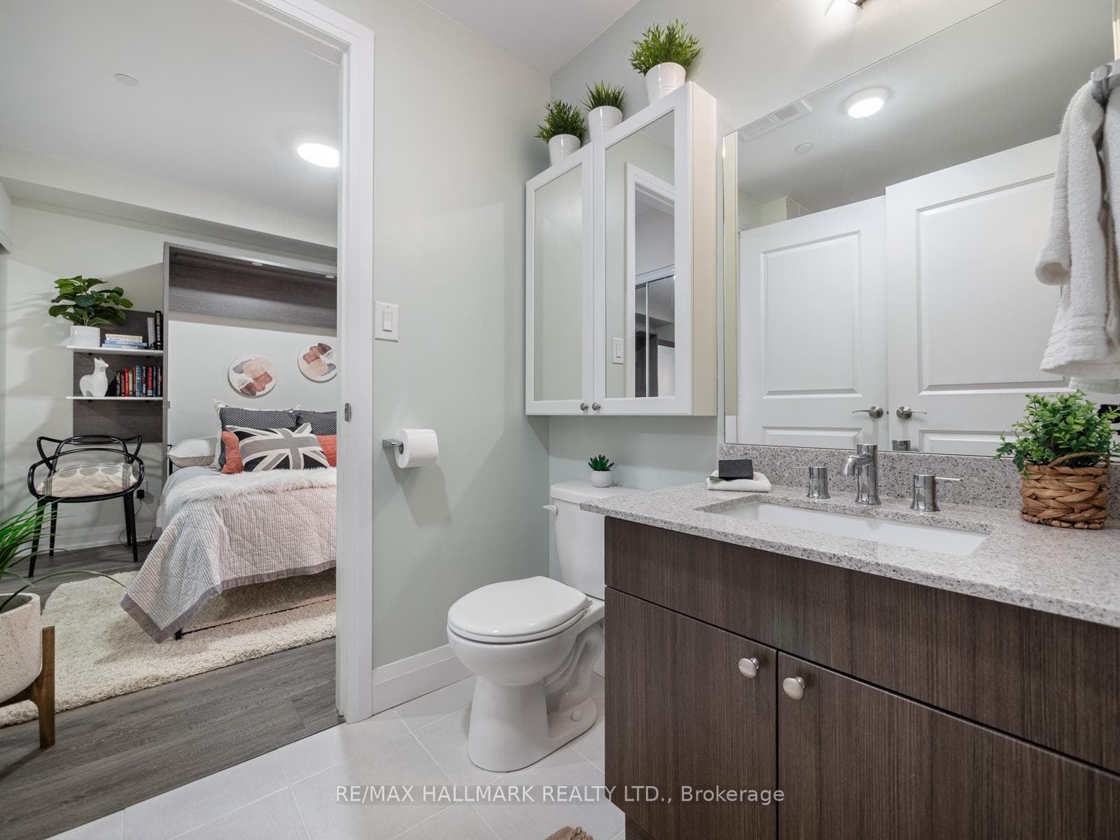 200 Woodbine Avenue Unit 408 photo 24