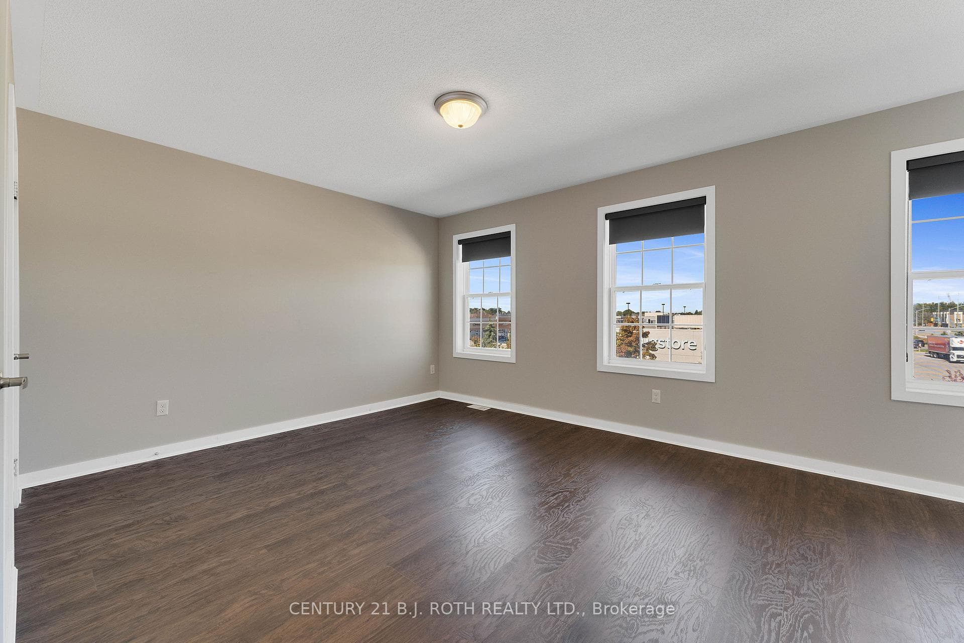 91 COUGHLIN Road Unit 13 photo 23