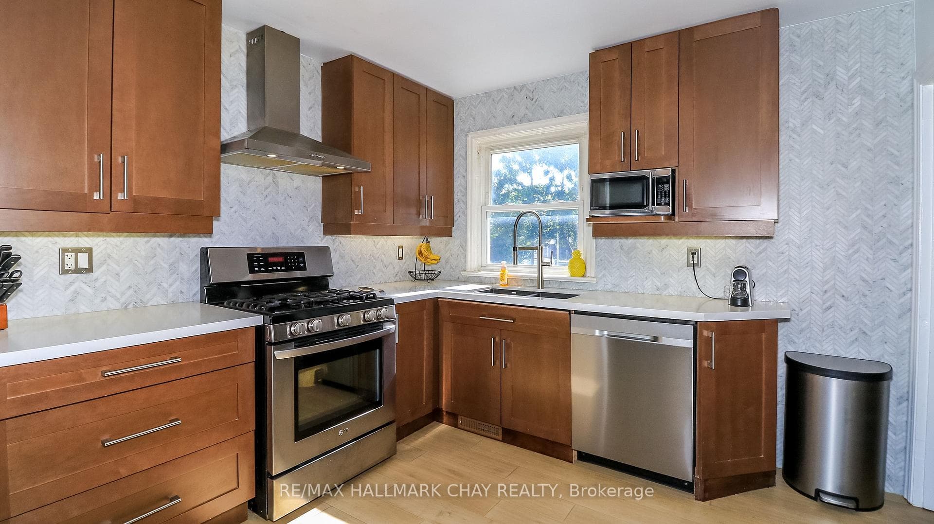 17 Bowman Avenue photo 25