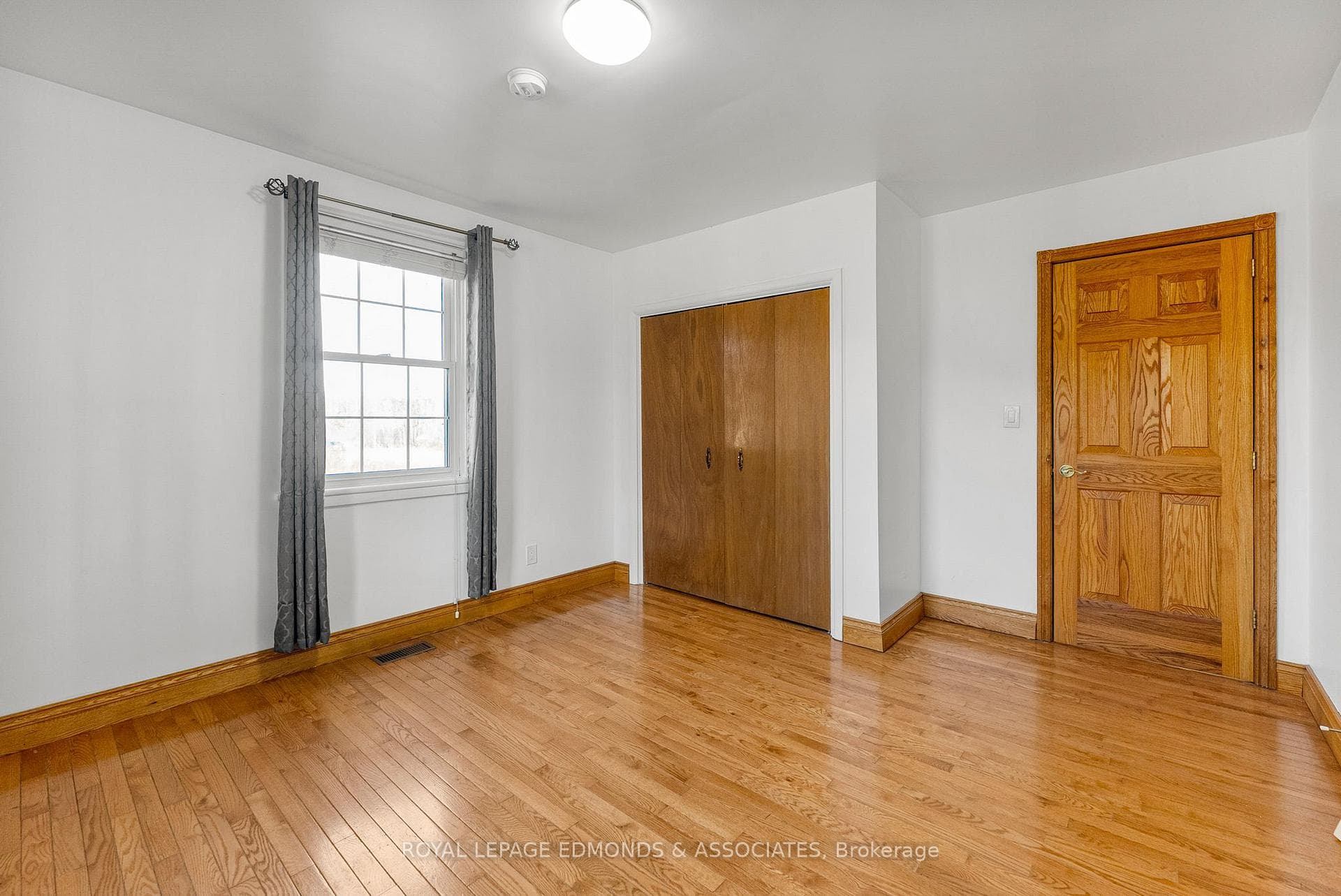 2323 B Line Road photo 12